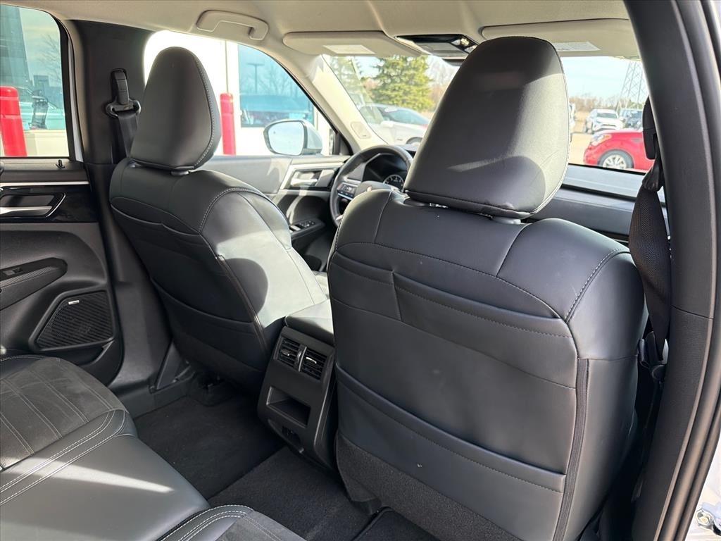 Mitsubishi Outlander SE 4WD 2025