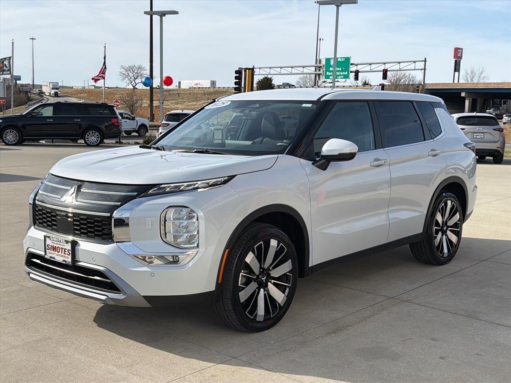 Mitsubishi Outlander SE 4WD 2025