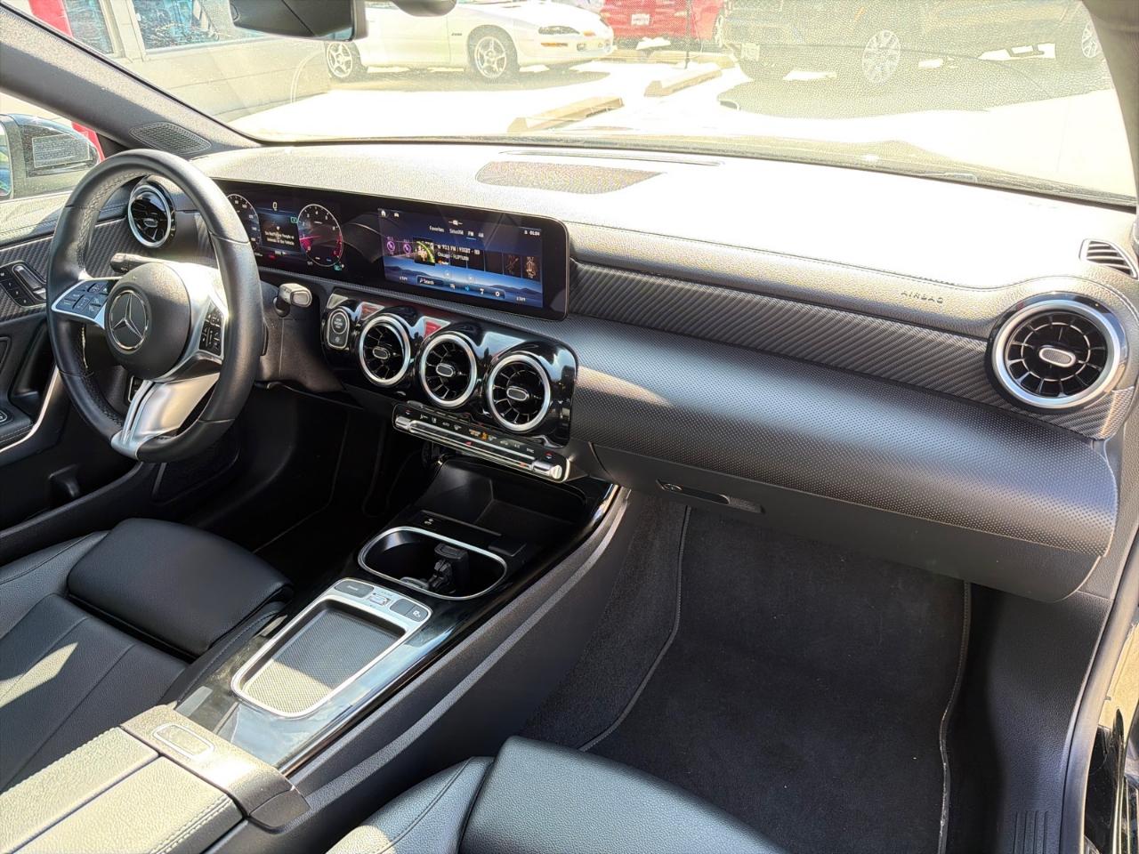 Mercedes-Benz CLA-Class CLA250 4MATIC 2025