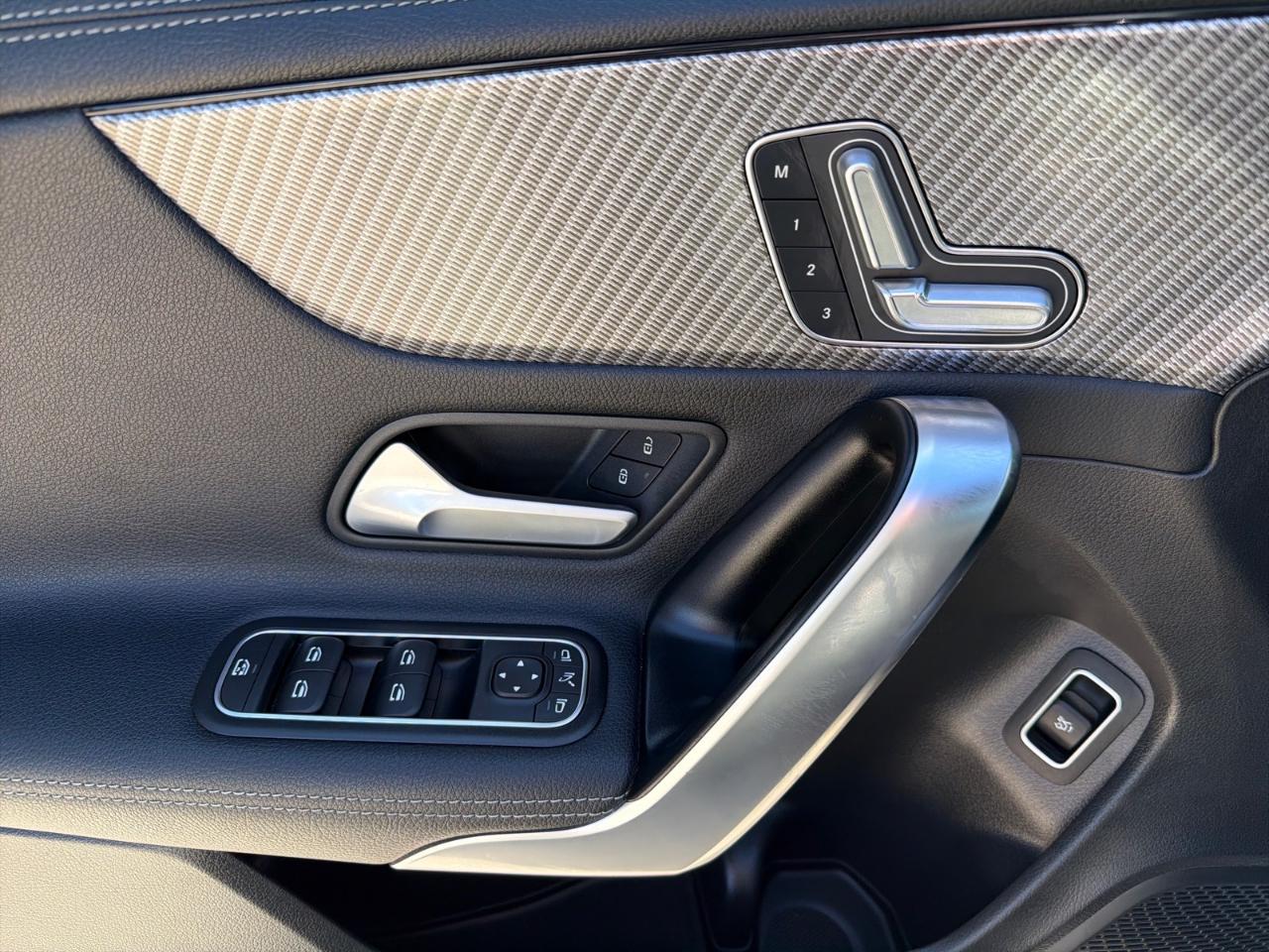 Mercedes-Benz CLA-Class CLA250 4MATIC 2025