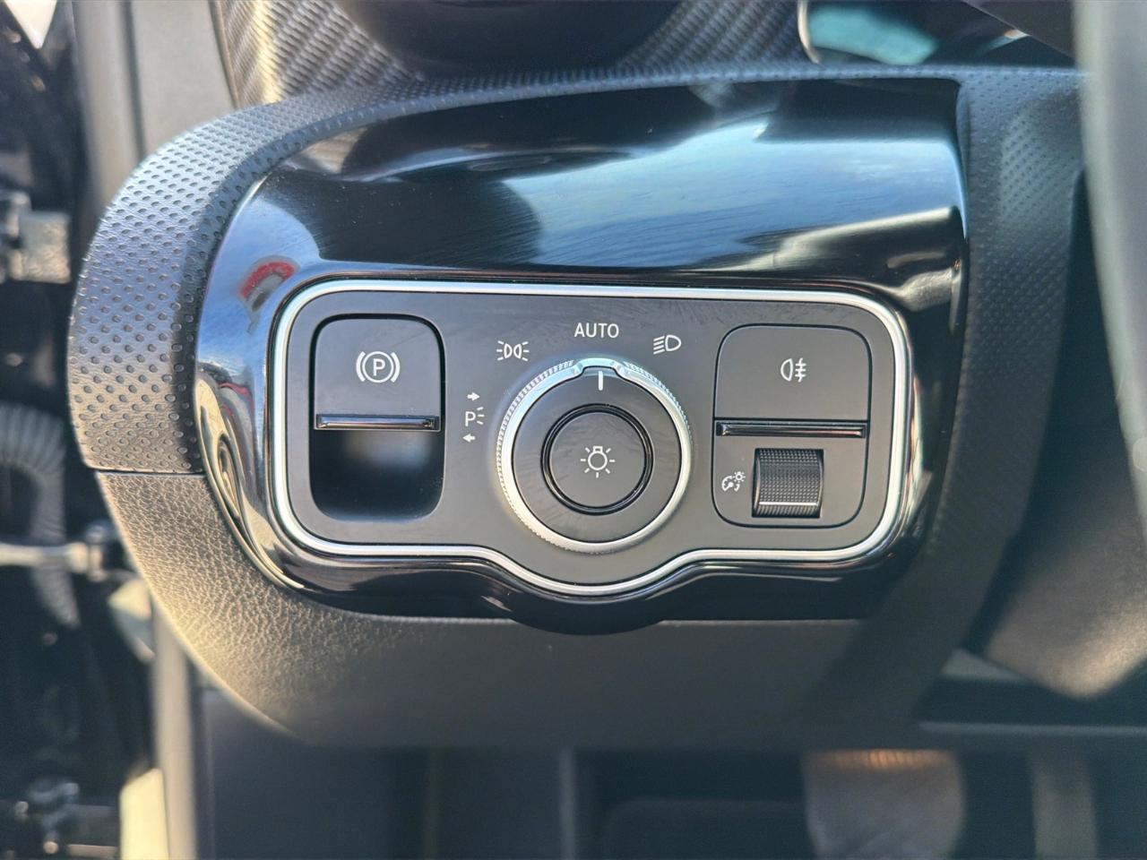 Mercedes-Benz CLA-Class CLA250 4MATIC 2025