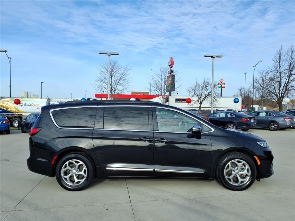 Chrysler Pacifica Limited 2023