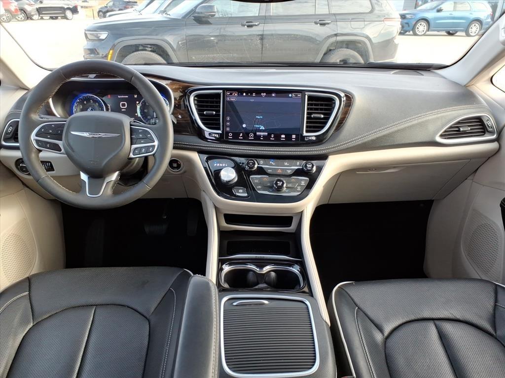 Chrysler Pacifica Limited 2023