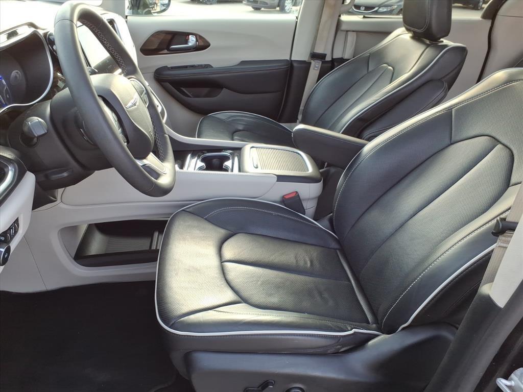 Chrysler Pacifica Limited 2023