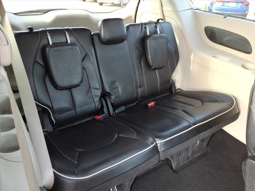 Chrysler Pacifica Limited 2023