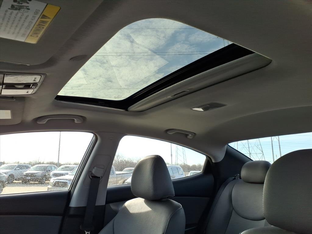 Hyundai Elantra Limited 2013