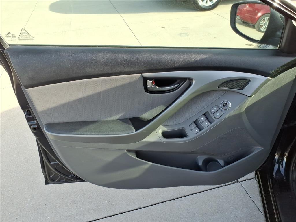 Hyundai Elantra Limited 2013