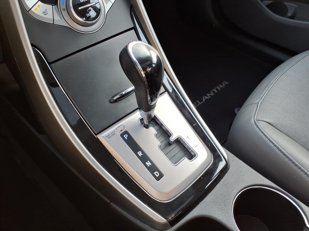 Hyundai Elantra Limited 2013