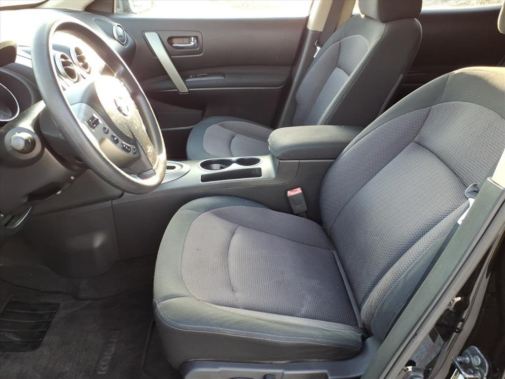 Nissan Rogue SV AWD 2011