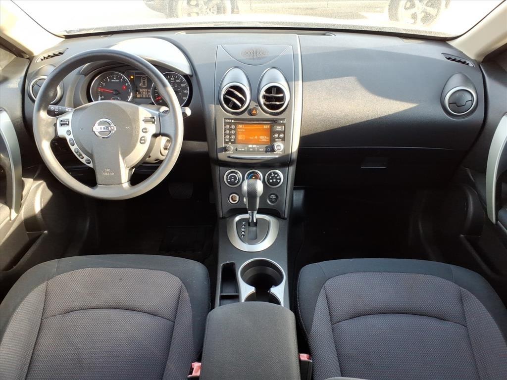 Nissan Rogue SV AWD 2011