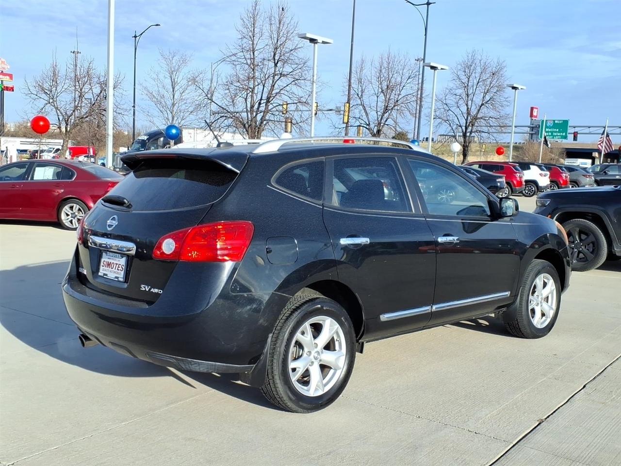 Nissan Rogue SV AWD 2011