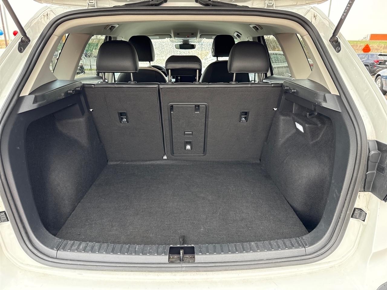 Volkswagen Taos SE 4Motion 2025