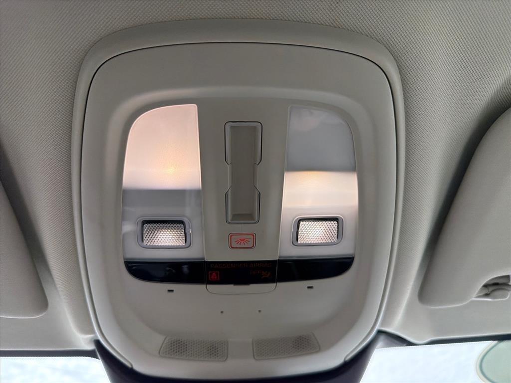 Volvo V60 Cross Country B5 Plus 2025