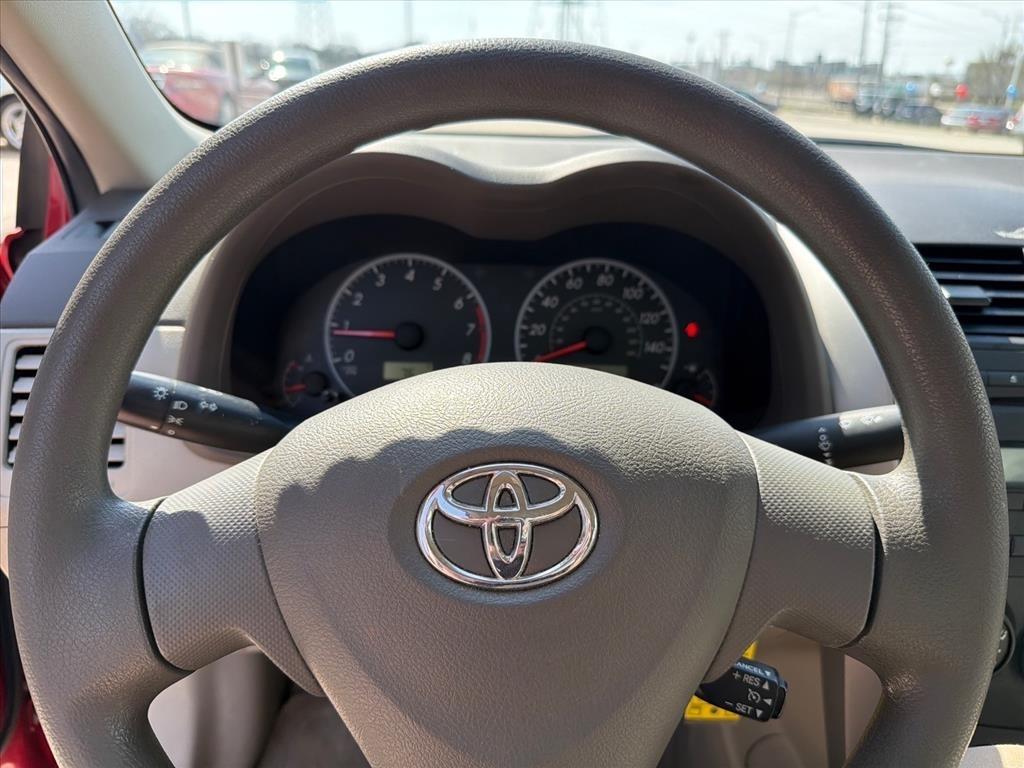 Toyota Corolla LE 4-Speed AT 2009