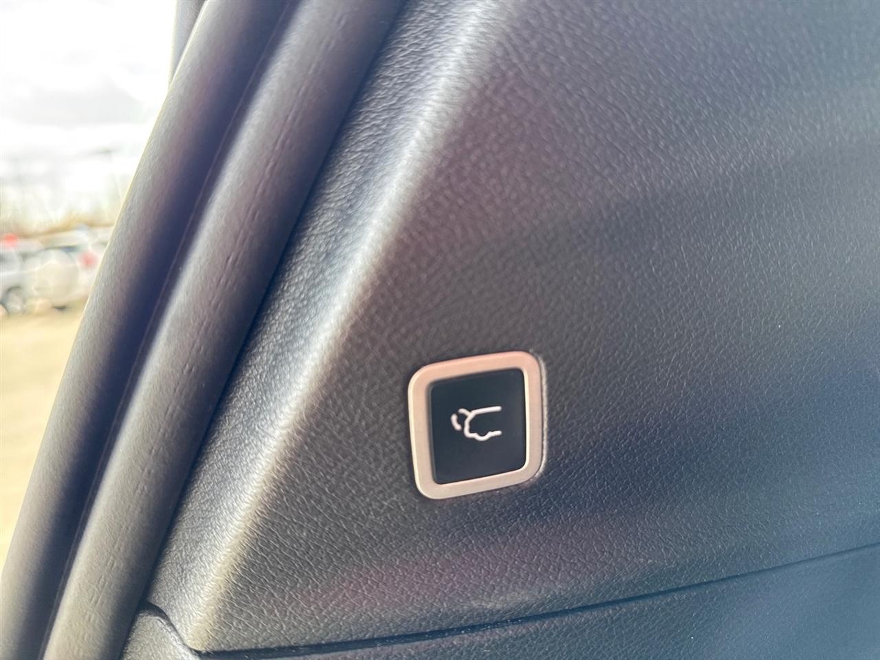 Chrysler Pacifica Select 2025