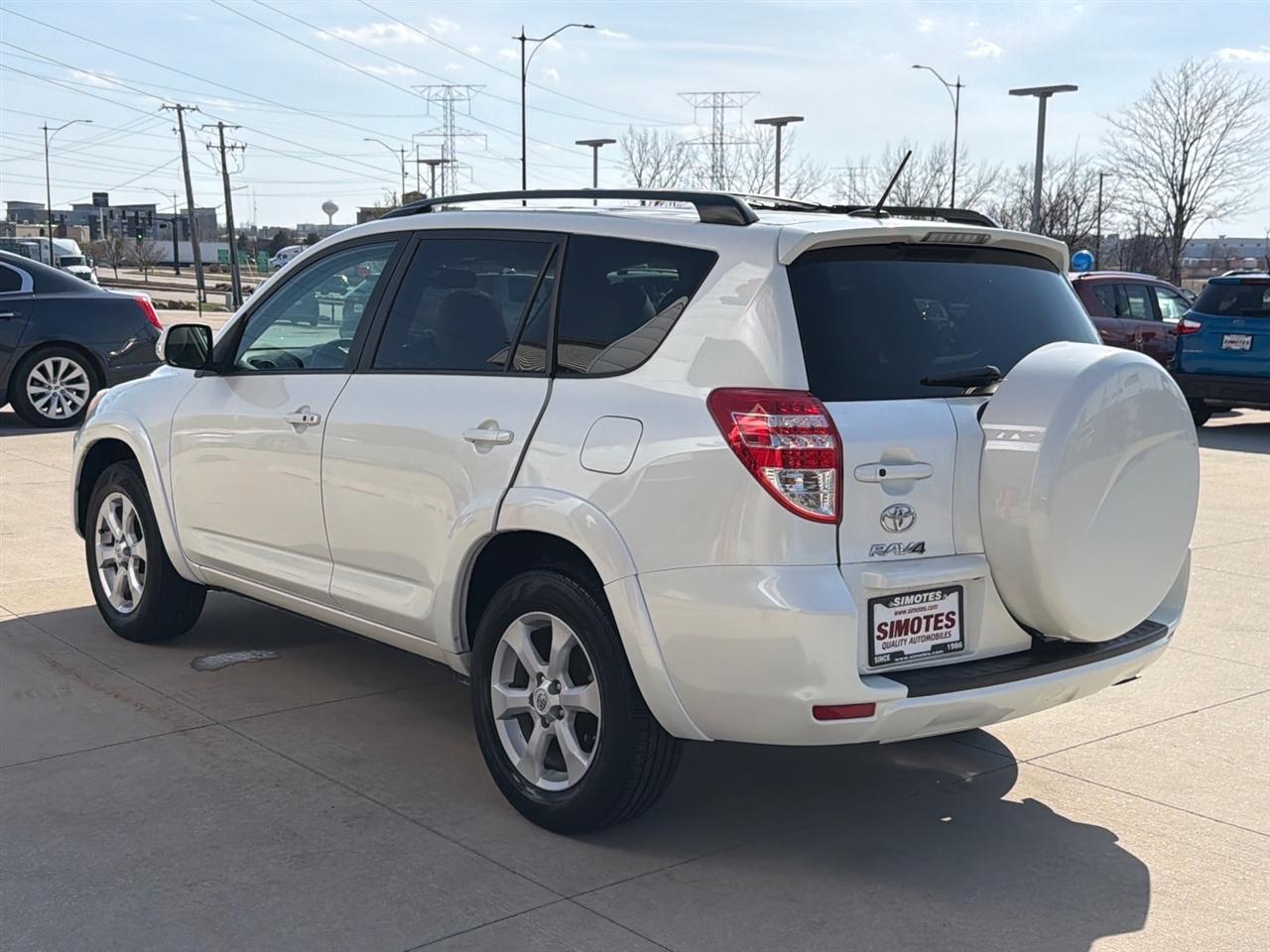 Toyota RAV4 Limited I4 4WD 2012