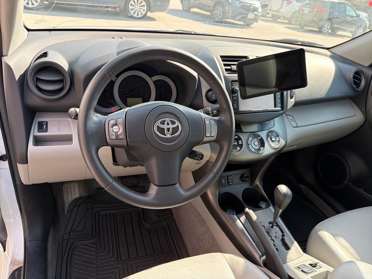 Toyota RAV4 Limited I4 4WD 2012