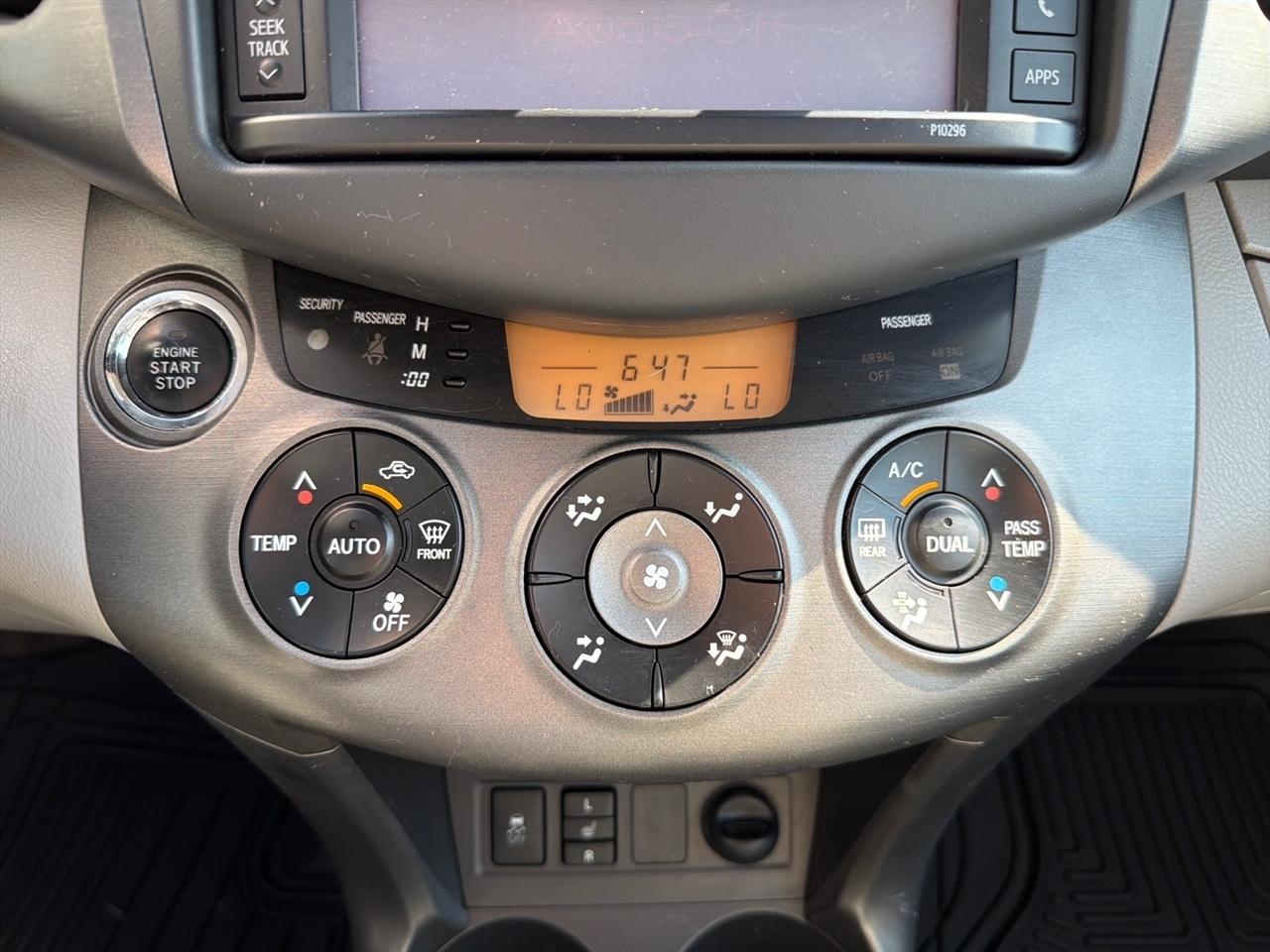 Toyota RAV4 Limited I4 4WD 2012