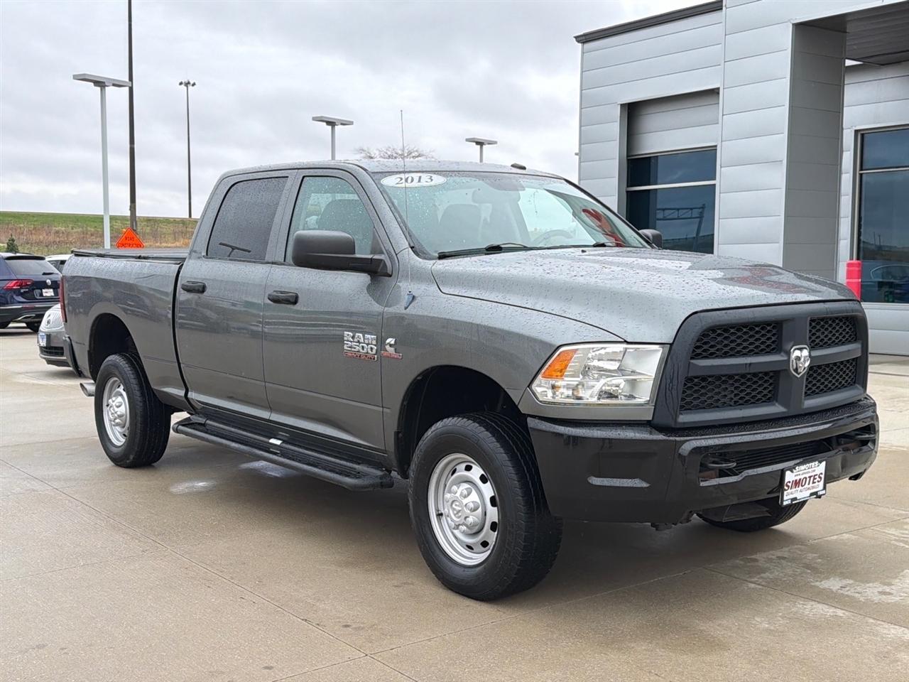 RAM 2500 Tradesman Crew Cab SWB 4WD 2013