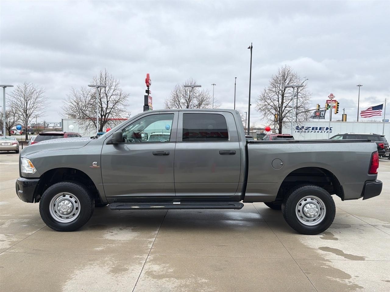 RAM 2500 Tradesman Crew Cab SWB 4WD 2013