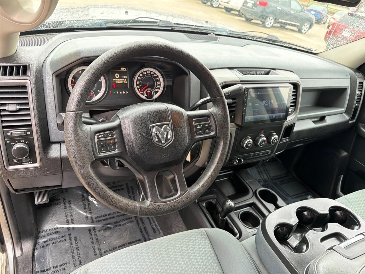 RAM 2500 Tradesman Crew Cab SWB 4WD 2013