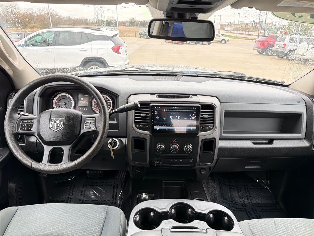 RAM 2500 Tradesman Crew Cab SWB 4WD 2013