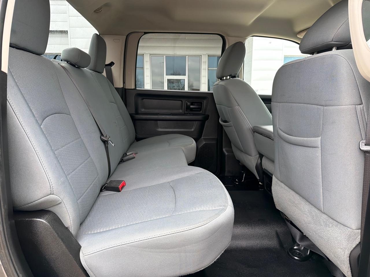 RAM 2500 Tradesman Crew Cab SWB 4WD 2013