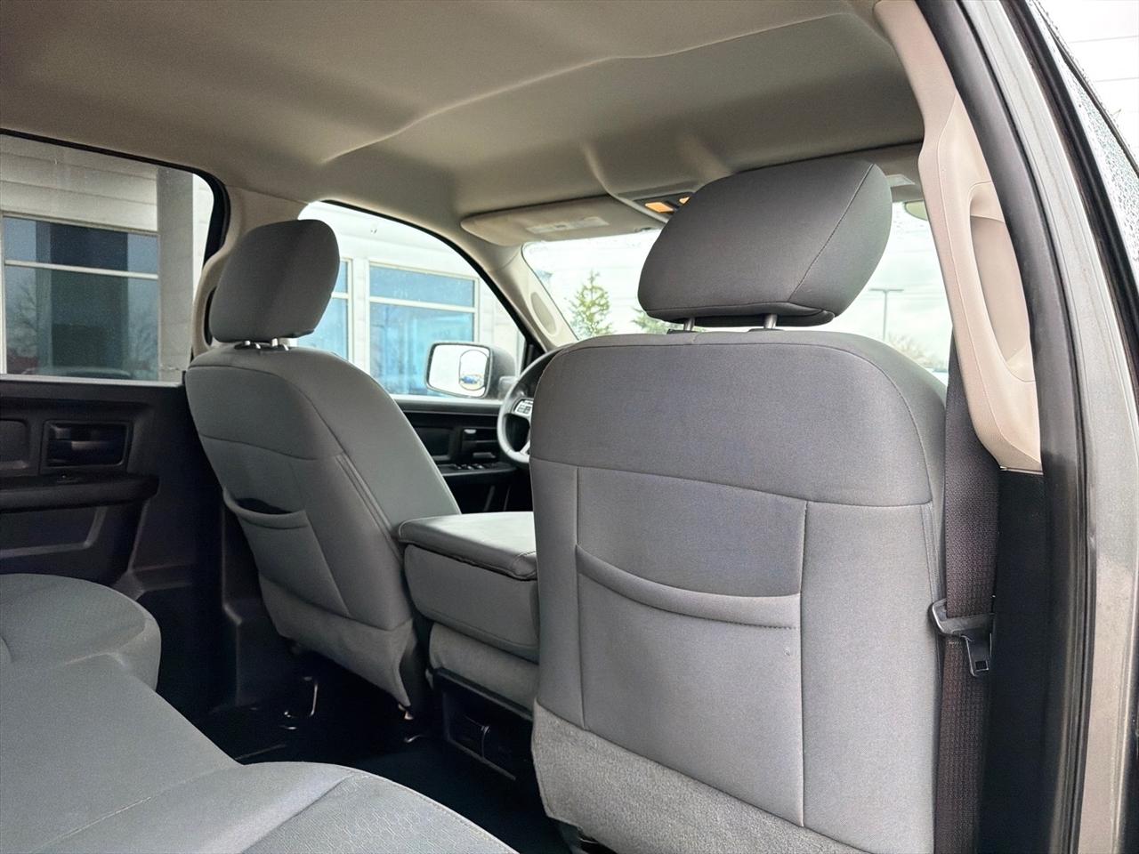 RAM 2500 Tradesman Crew Cab SWB 4WD 2013