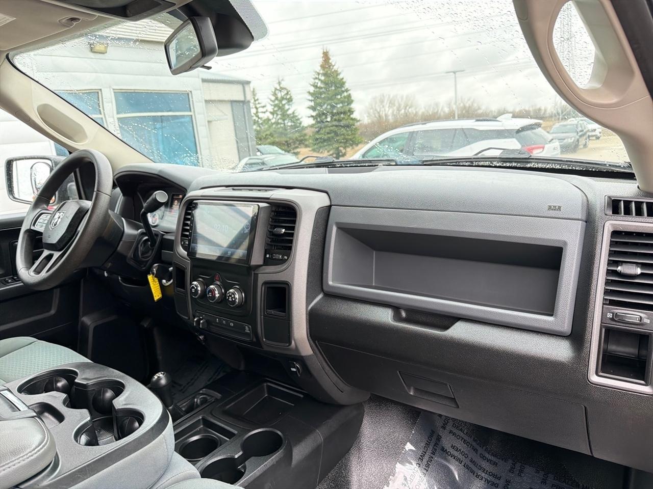 RAM 2500 Tradesman Crew Cab SWB 4WD 2013