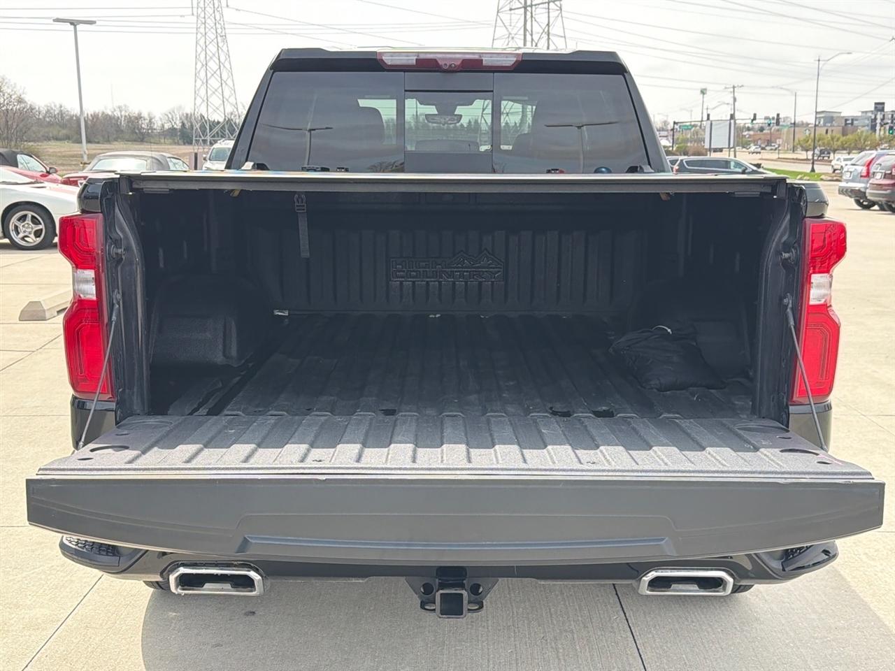 Chevrolet Silverado 1500 High Country Crew Cab 4WD 2021