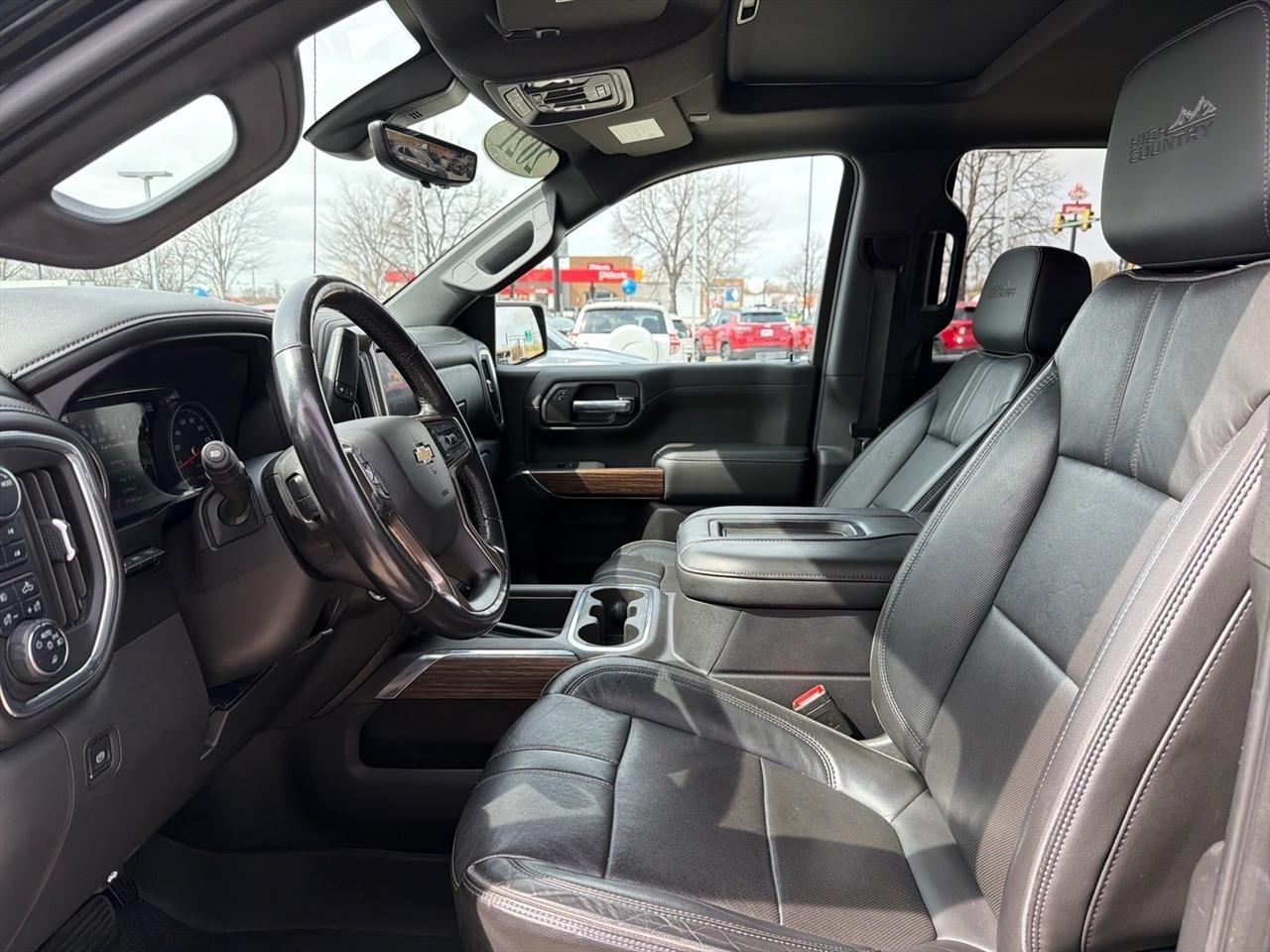 Chevrolet Silverado 1500 High Country Crew Cab 4WD 2021