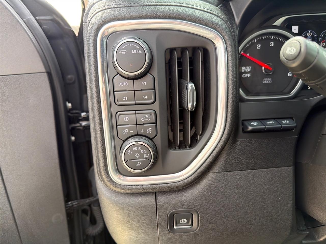 Chevrolet Silverado 1500 High Country Crew Cab 4WD 2021