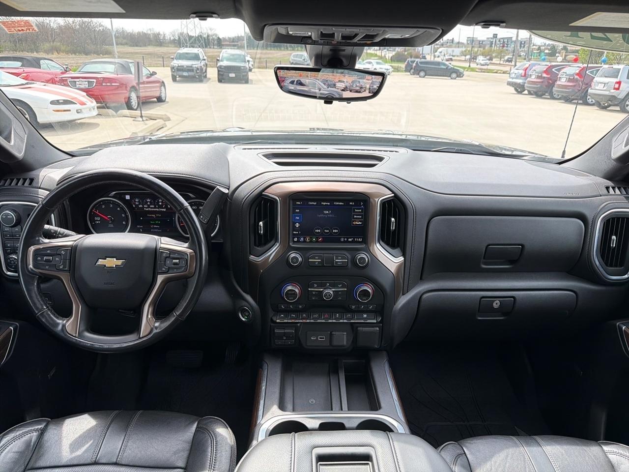 Chevrolet Silverado 1500 High Country Crew Cab 4WD 2021