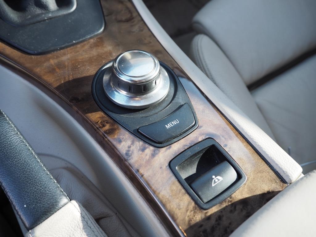 BMW 3-Series 328i Convertible 2008