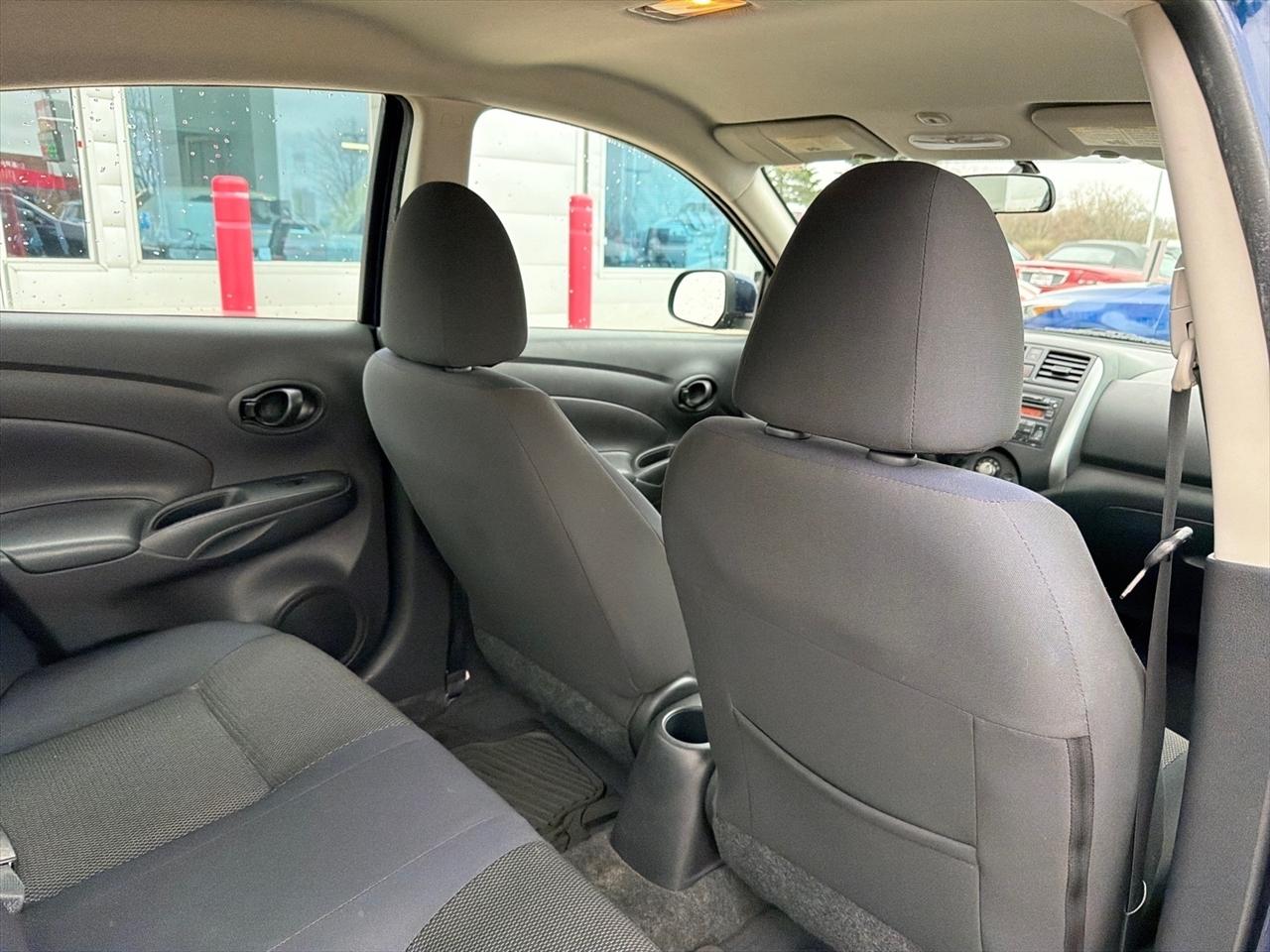 Nissan Versa 1.6 SV Sedan 2012