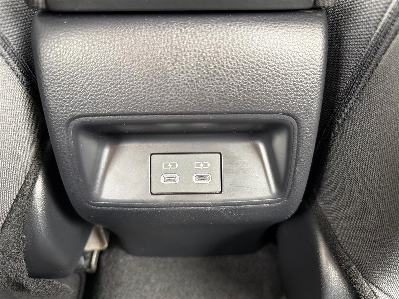 Toyota Corolla LE 2026