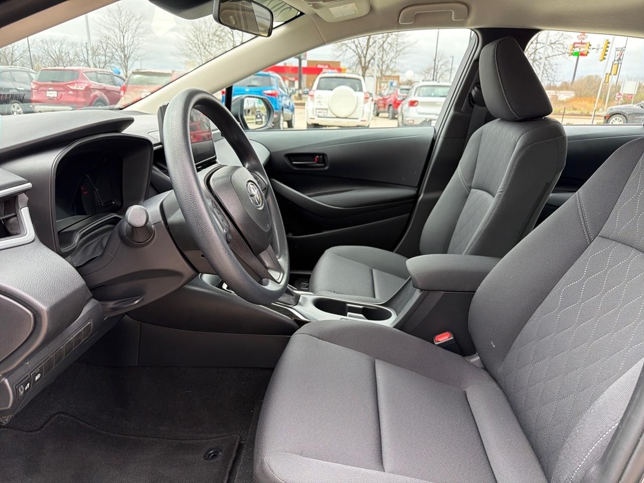 Toyota Corolla LE 2026