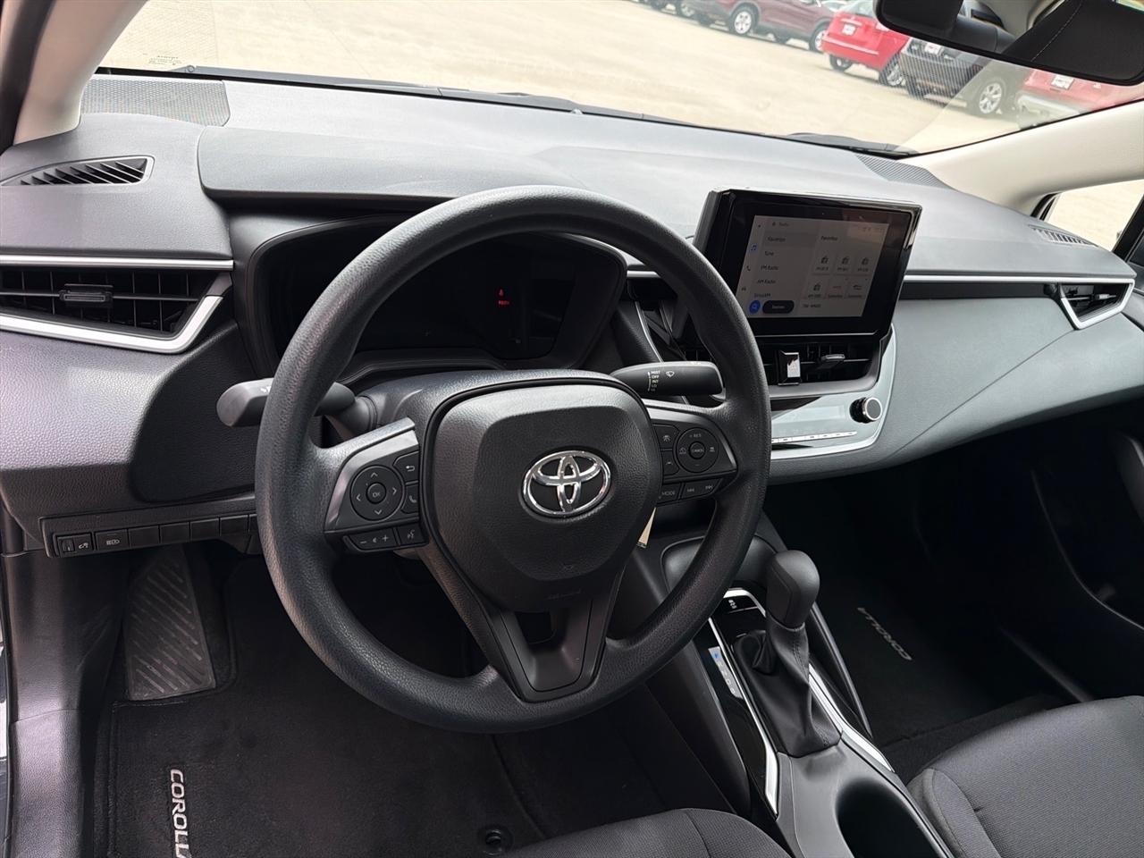 Toyota Corolla LE 2026
