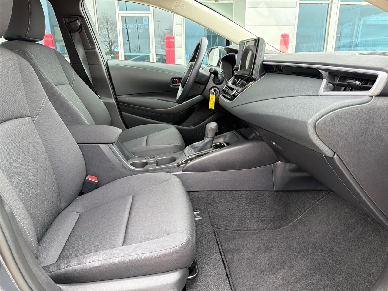 Toyota Corolla LE 2026