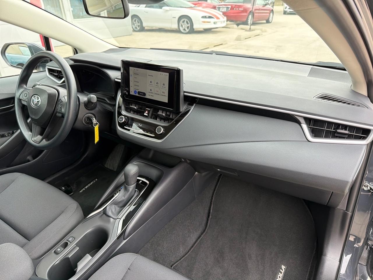 Toyota Corolla LE 2026