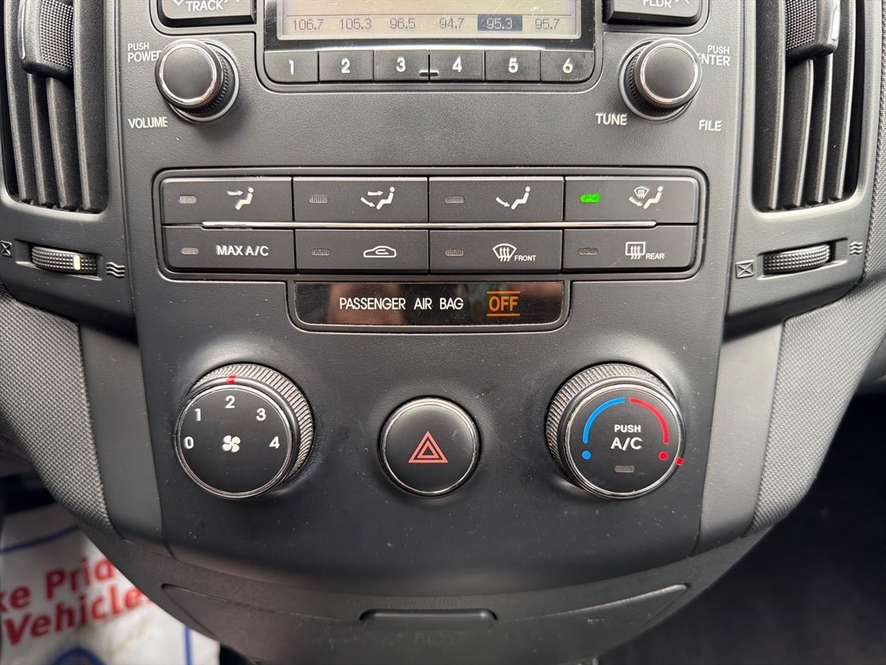 Hyundai Elantra Touring SE Manual 2011