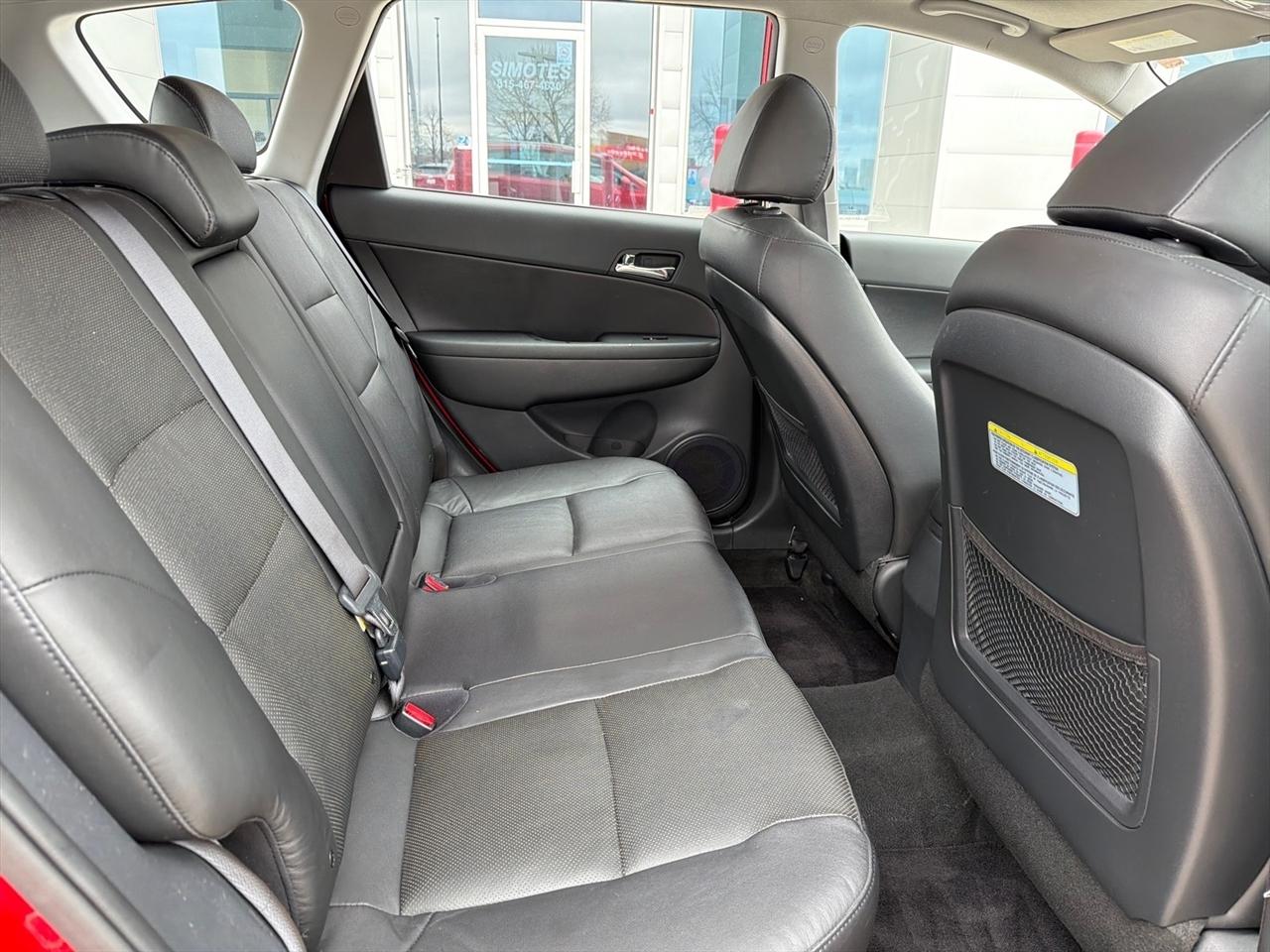 Hyundai Elantra Touring SE Manual 2011