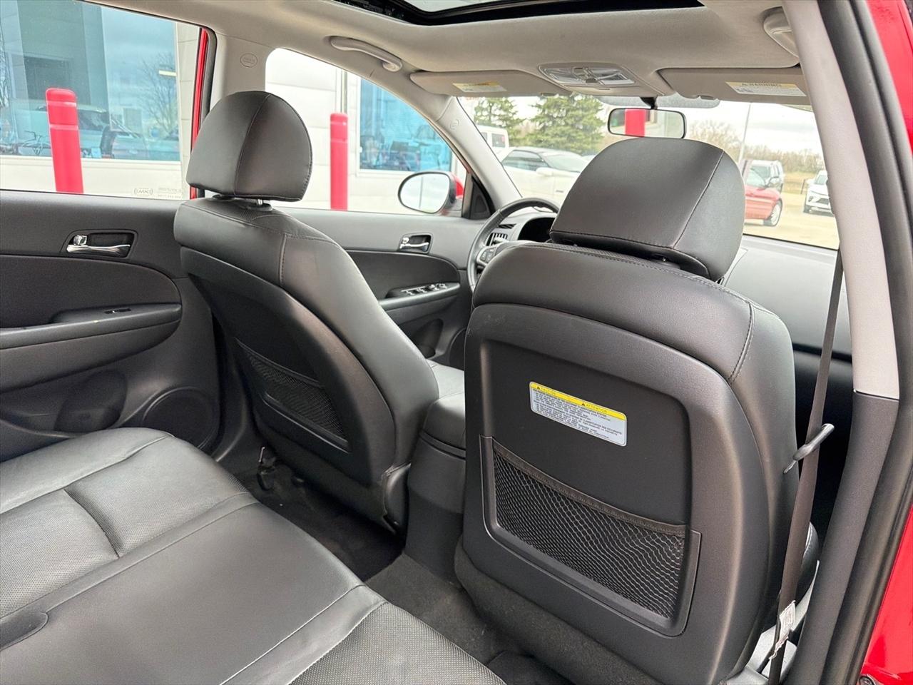 Hyundai Elantra Touring SE Manual 2011