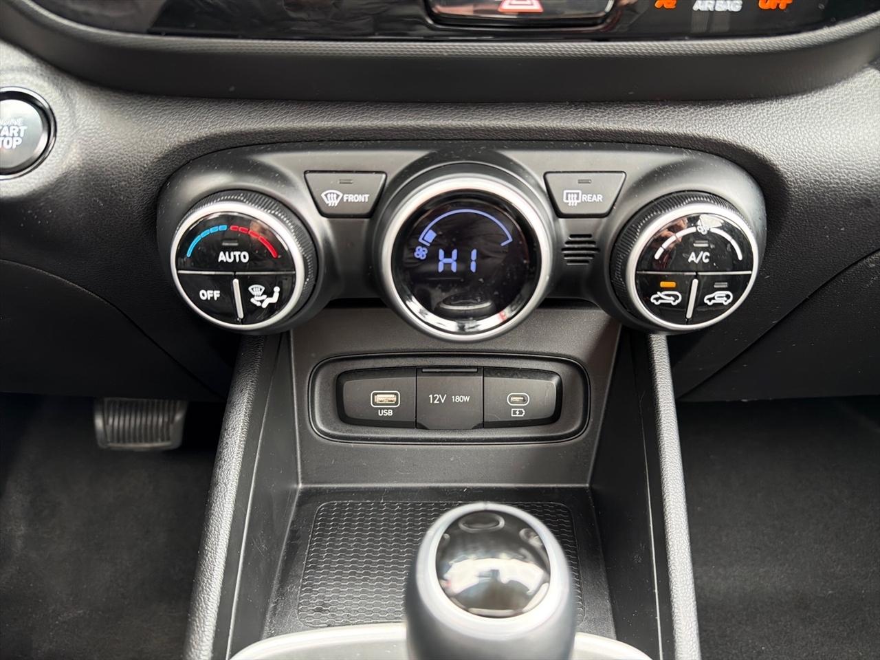 Hyundai Venue SEL 2025