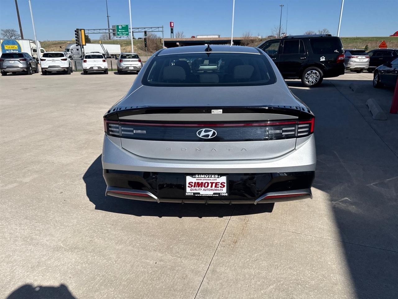 Hyundai Sonata SEL 2025