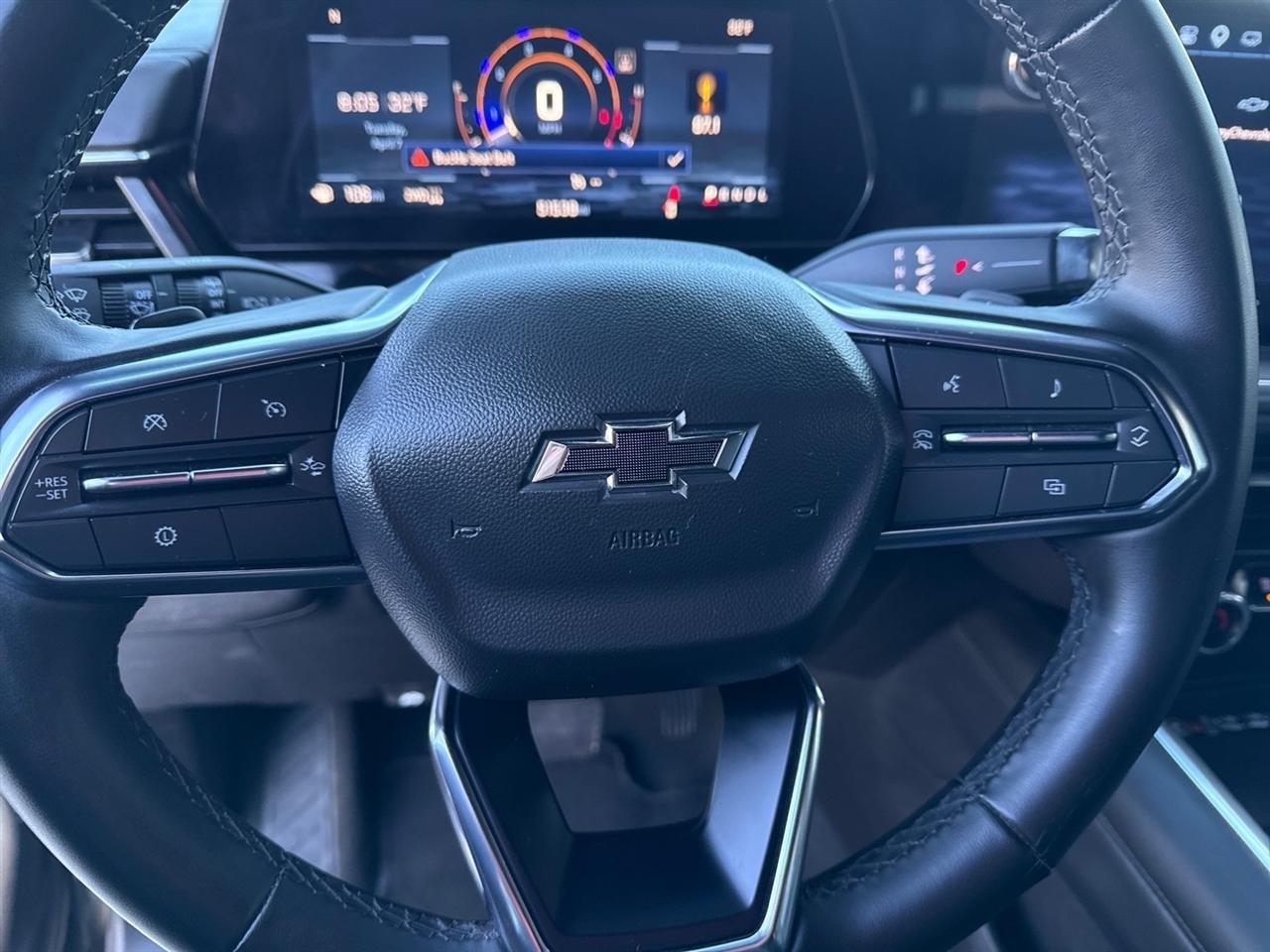 Chevrolet Suburban  2025