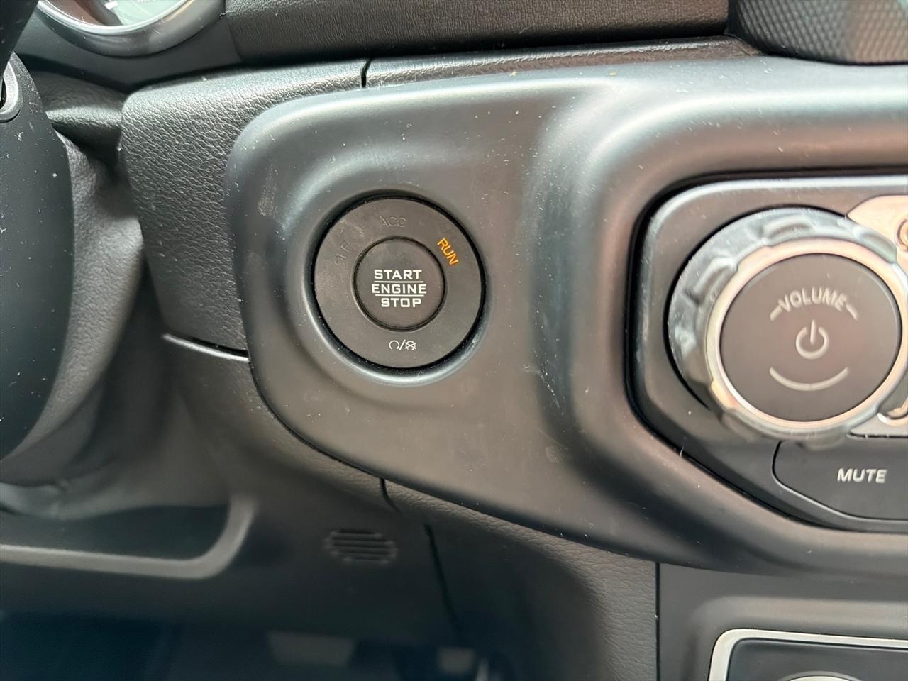 Jeep Wrangler Unlimited Sahara 2019