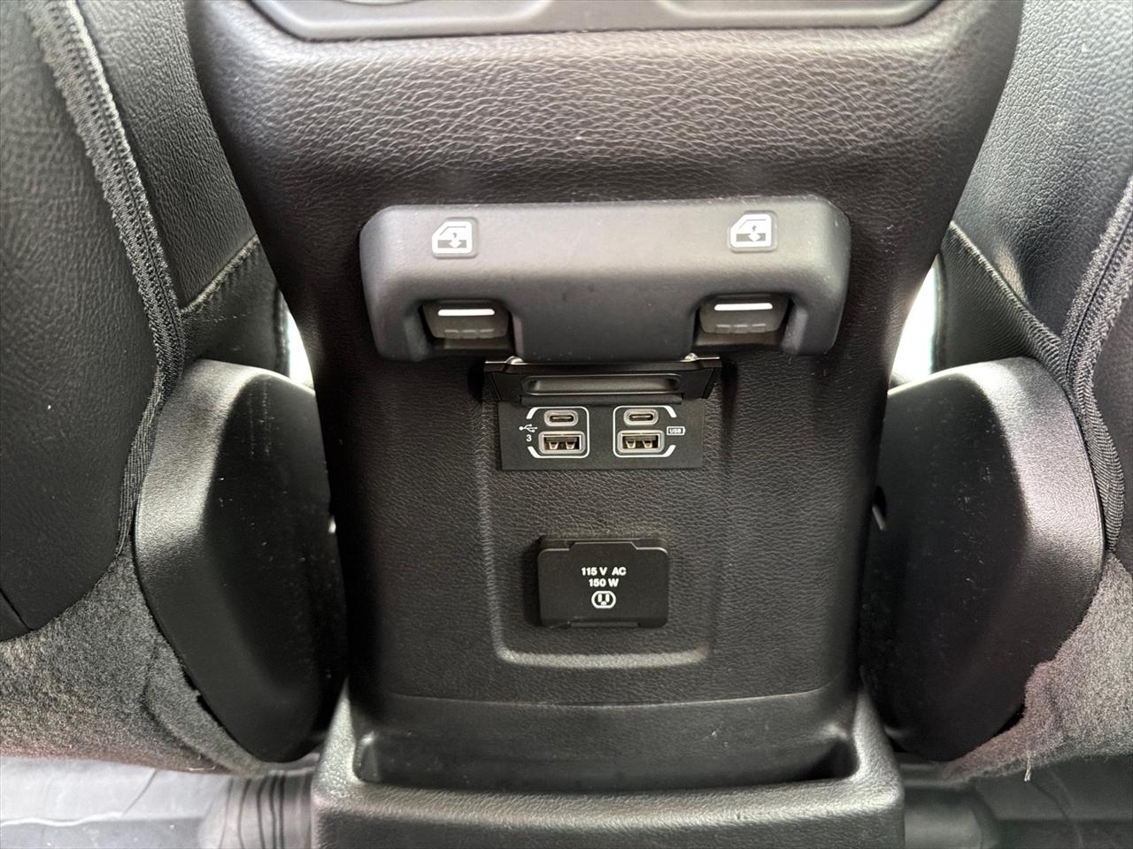 Jeep Wrangler Unlimited Sahara 2019