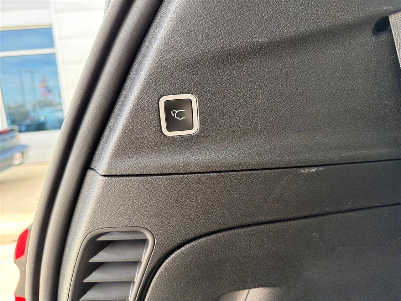 Chrysler Pacifica Select 2025