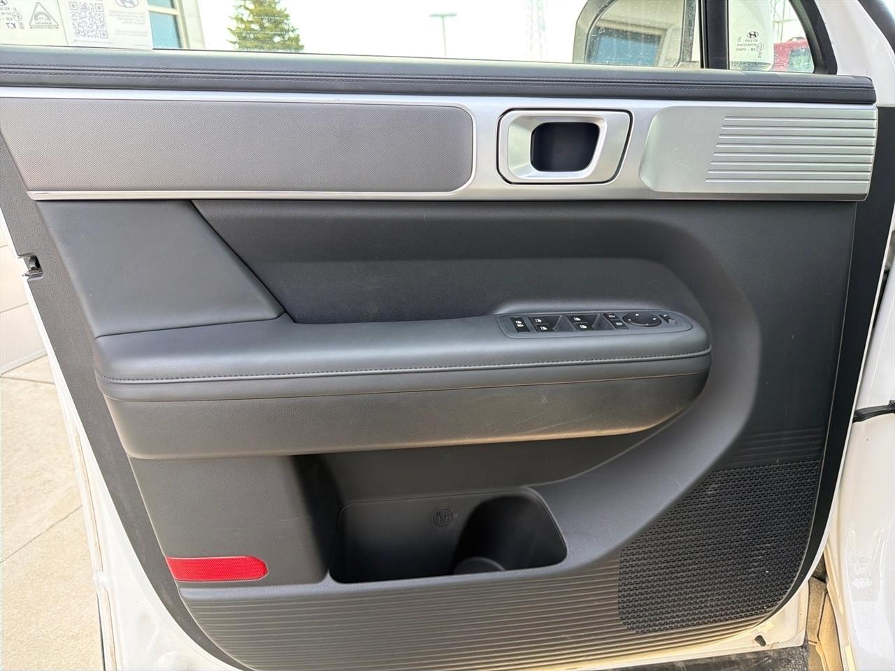 Hyundai Santa Fe SEL AWD 2026